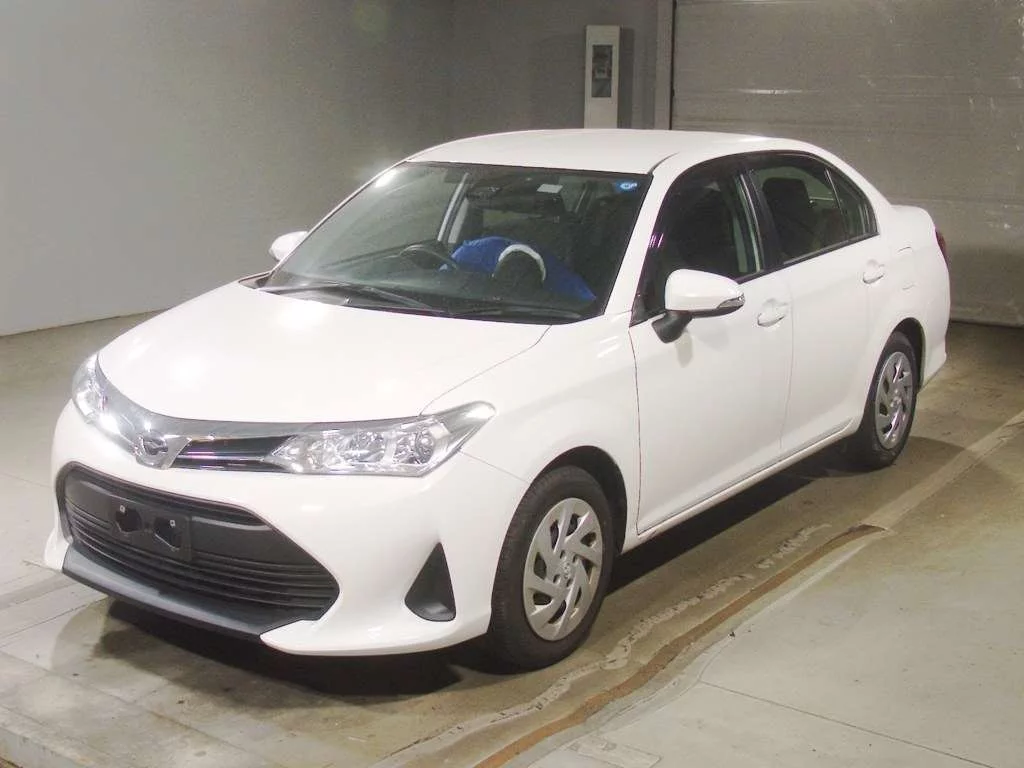 Toyota Corolla Axio NRE161 2020